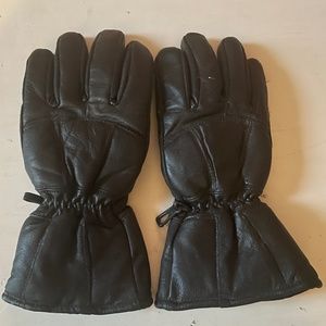 Motorcycle riding gloves
